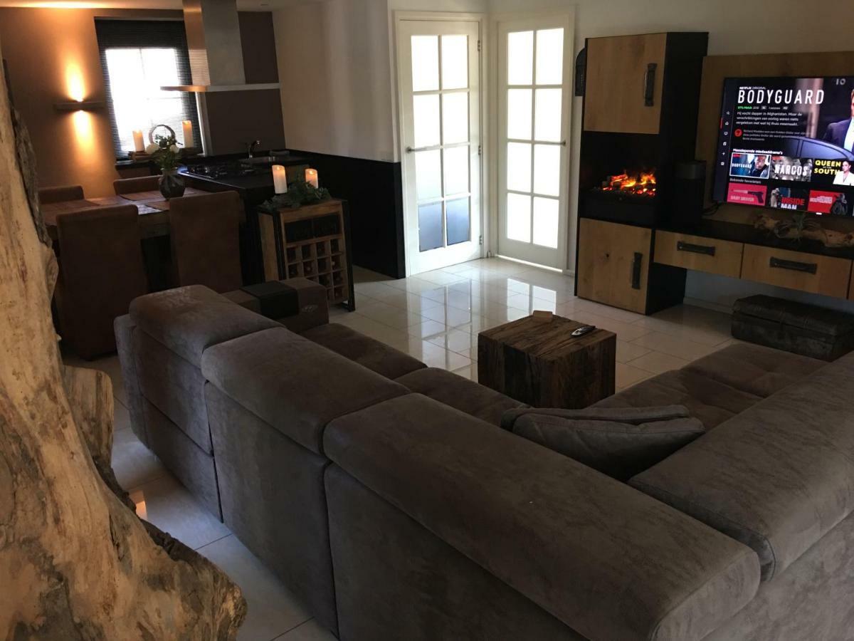 Beach Bungalow 헬레보에스루이스 외부 사진